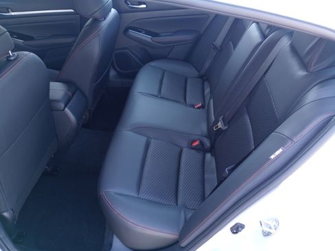 New 2025 Nissan Altima 2.5 SR image 13