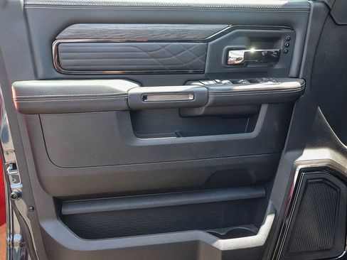 New 2026 RAM 2500 Limited AWD/4WD image 21