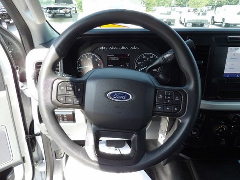 Used 2023 Ford F250 XL w/ XL Driver Assist Package AWD/4WD image 20