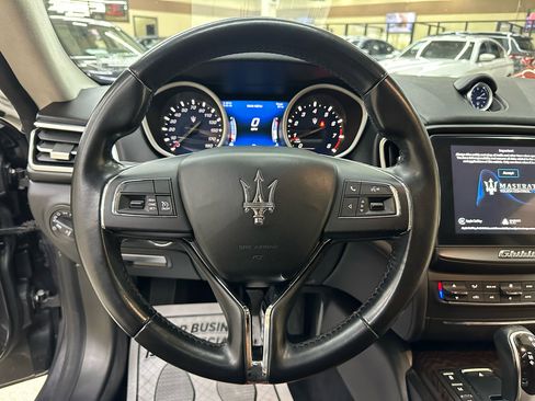 Used 2018 Maserati Ghibli image 22