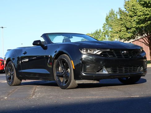 Used 2023 Chevrolet Camaro LT w/ RS Package image 4
