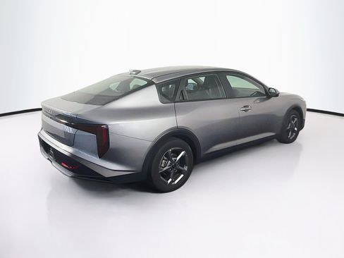 Used 2025 Kia K4 FWD image 9