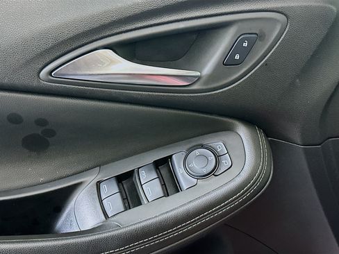 Used 2024 Buick Encore GX Sport Touring FWD image 15