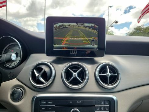 Used 2017 Mercedes-Benz GLA 250 image 27