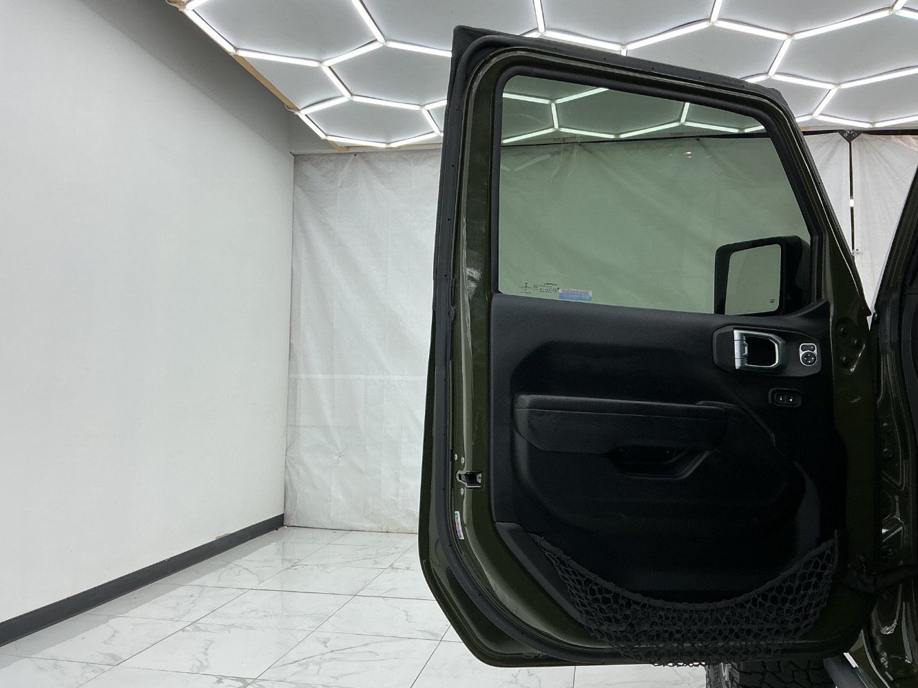 Used 2023 Jeep Gladiator Mojave w/ Trailer Tow Package AWD/4WD image 18