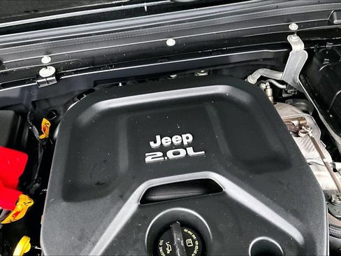 Used 2022 Jeep Wrangler Unlimited Rubicon 4xe image 29