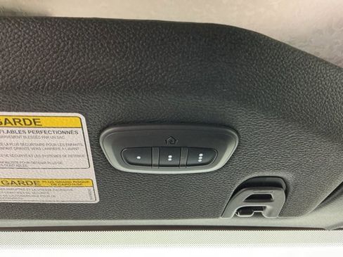 Used 2020 Jeep Gladiator Overland w/ Uconnect 4C Nav & Sound Group image 20