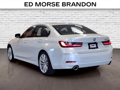 Used 2024 BMW 330i Sedan w/ Convenience Package RWD image 3