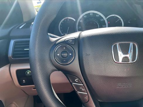 Used 2014 Honda Accord LX image 19