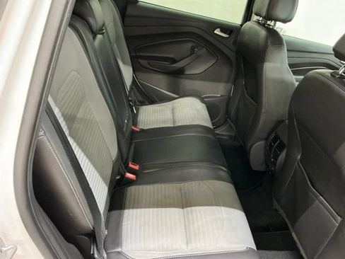 Used 2017 Ford Escape Titanium FWD image 18