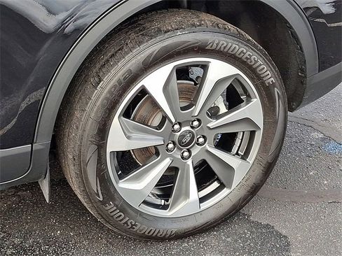 Used 2024 Ford Escape Platinum image 29