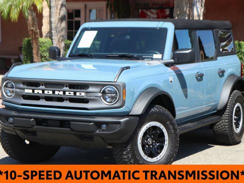 Used 2023 Ford Bronco Big Bend w/ Sasquatch Package AWD/4WD image 4