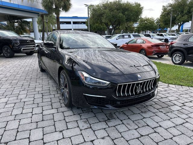 Used 2021 Maserati Ghibli S GranLusso RWD image 17