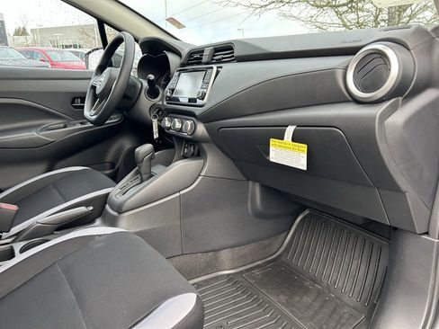 Used 2025 Nissan Versa S w/ S Plus Package image 25