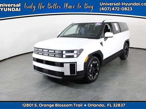 Used 2026 Hyundai Santa Fe SE image 1