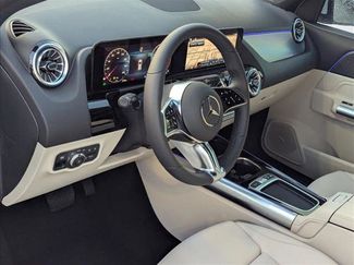 New 2025 Mercedes-Benz GLA 250 video 3