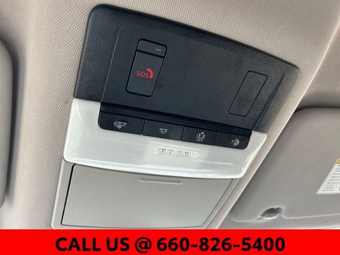 Used 2025 Nissan Rogue SV AWD/4WD image 18