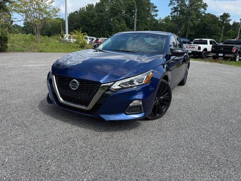 Used 2021 Nissan Altima 2.5 SR FWD image 29
