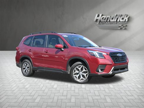 Certified 2022 Subaru Forester Premium image 2