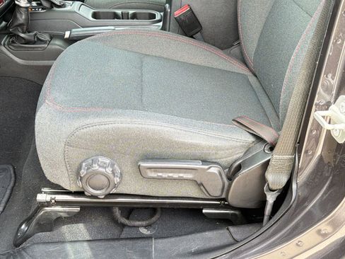 Used 2024 Jeep Wrangler Unlimited Rubicon image 14