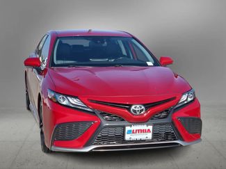 Used 2021 Toyota Camry XSE FWD video 3