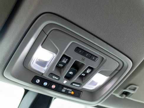 Used 2019 Chevrolet Silverado 1500 LT Trail Boss AWD/4WD image 55