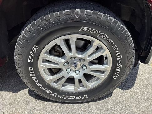 Used 2016 Ford F150 Lariat w/ Equipment Group 501A Mid AWD/4WD image 8