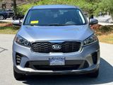 Used 2020 Kia Sorento LX image 2