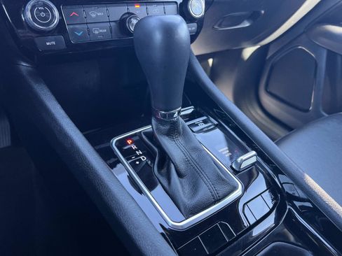 Used 2022 Jeep Compass Altitude image 17