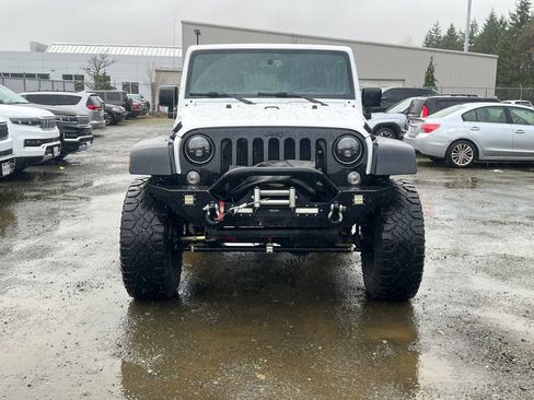 Used 2017 Jeep Wrangler Unlimited Sport image 9