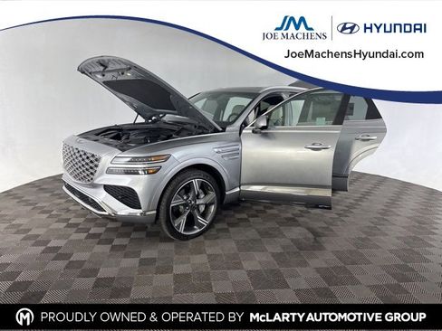 Used 2025 Genesis GV80 3.5T Prestige image 11