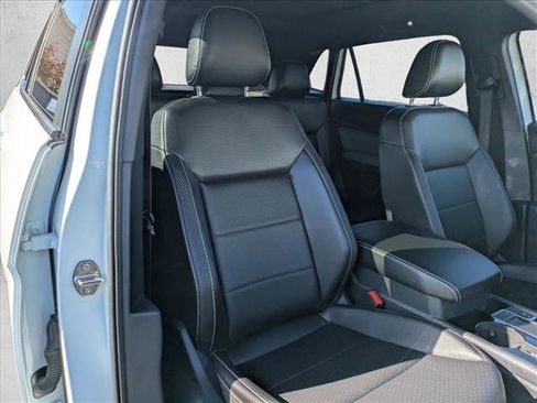 Used 2021 Volkswagen Atlas Cross Sport SEL w/ Luggage Net & Mats Package FWD image 20