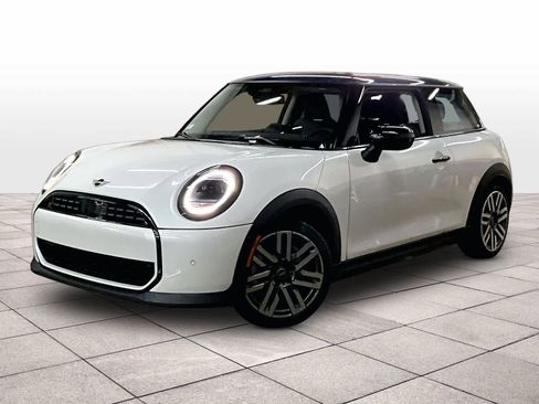 Certified 2025 MINI Cooper 2-Door Hardtop image 1