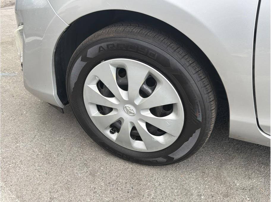 Used 2016 Toyota Prius C One FWD image 28