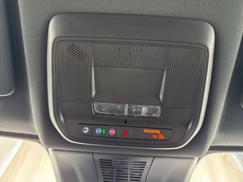 New 2026 Chevrolet Blazer EV LT image 32