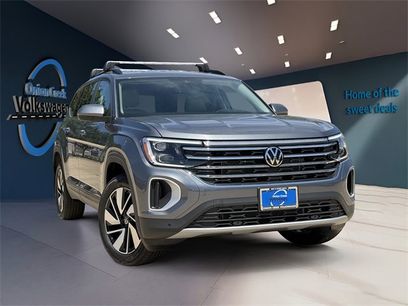 Certified 2025 Volkswagen Atlas SE