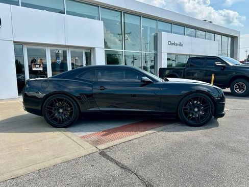 Used 2010 Chevrolet Camaro SS RWD image 8