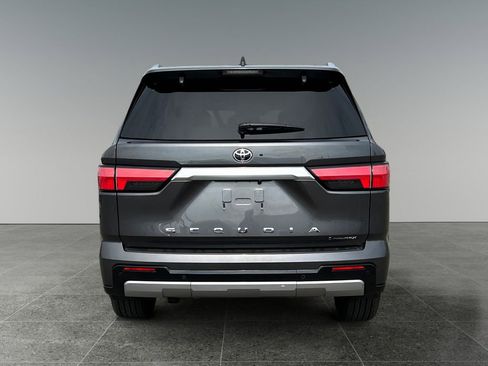 Used 2025 Toyota Sequoia Capstone image 7