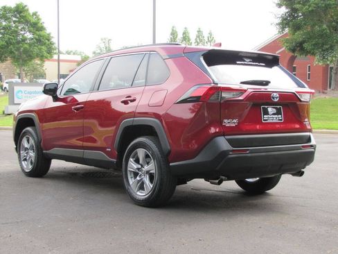 Used 2024 Toyota RAV4 LE image 10