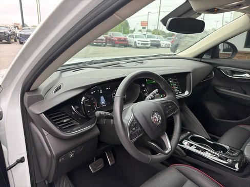 Used 2023 Buick Envision Essence w/ Sport Touring Package AWD/4WD image 4