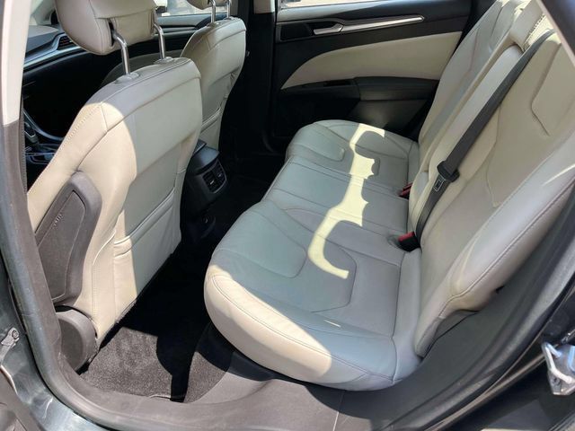 Used 2015 Ford Fusion Titanium FWD image 18