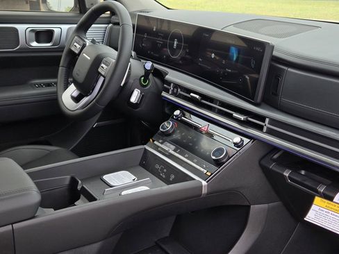 New 2026 Hyundai Santa Fe Limited FWD image 7