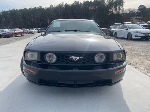 Used 2006 Ford Mustang GT Premium image 2
