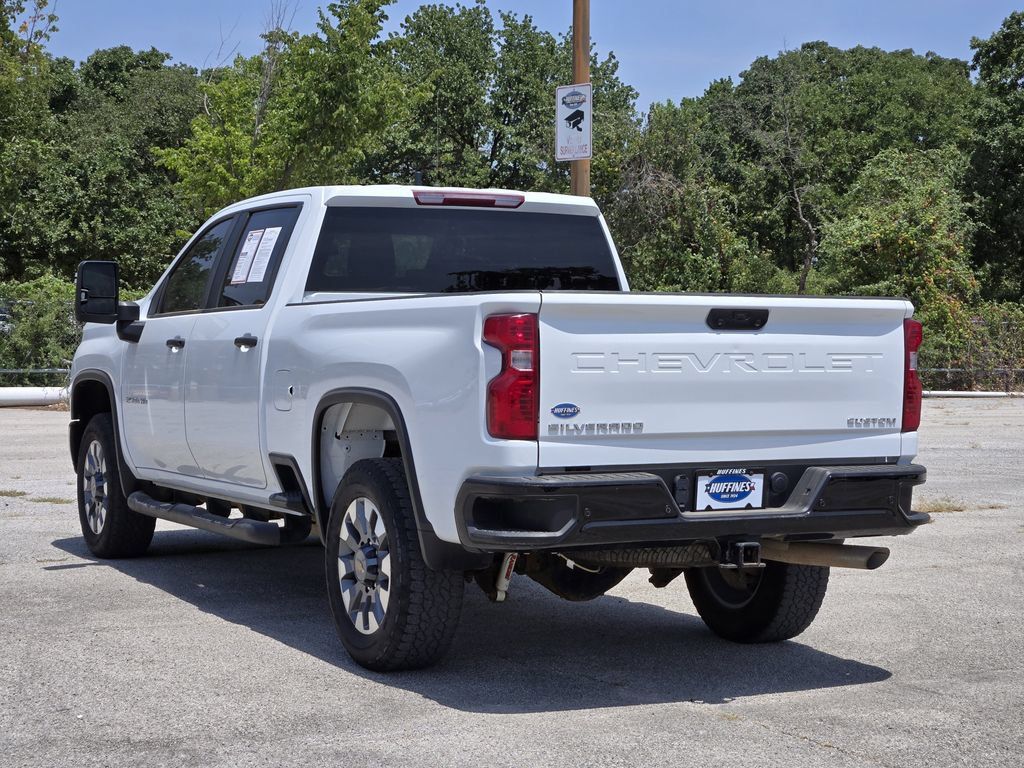 Used 2024 Chevrolet Silverado 2500 Custom w/ Custom Value Package AWD/4WD image 5