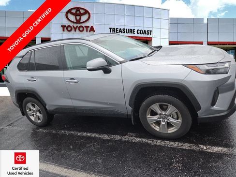 Used 2025 Toyota RAV4 XLE FWD image 1