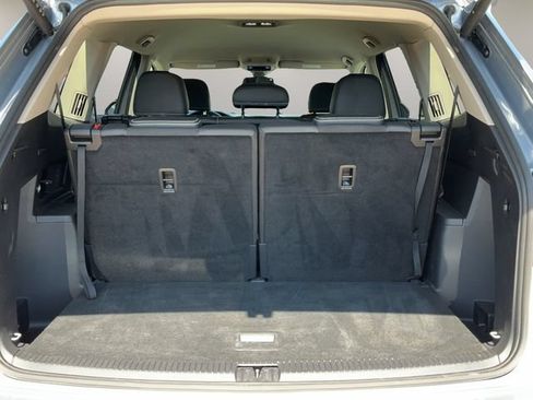 Used 2026 Volkswagen Atlas SE FWD image 16