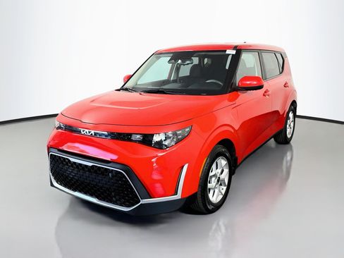 Used 2023 Kia Soul S FWD image 4