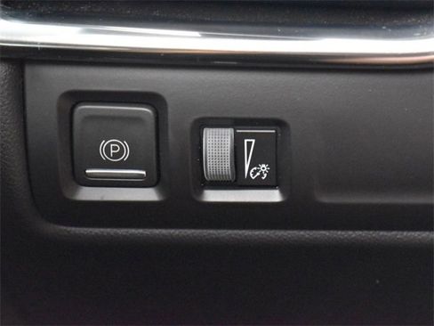 Used 2019 Cadillac XT4 Sport image 23