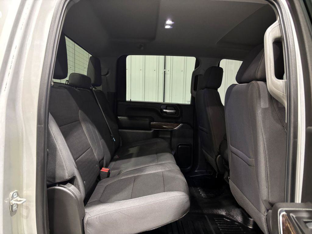 Used 2022 GMC Sierra 2500 SLE w/ SLE Value Package; AWD/4WD image 14