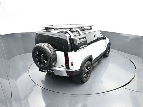 Used 2020 Land Rover Defender 110 HSE AWD/4WD image 40